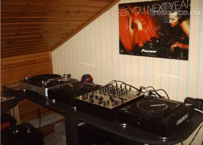 Our MEMBERS can Enlarge : pietros's DJ-Booth